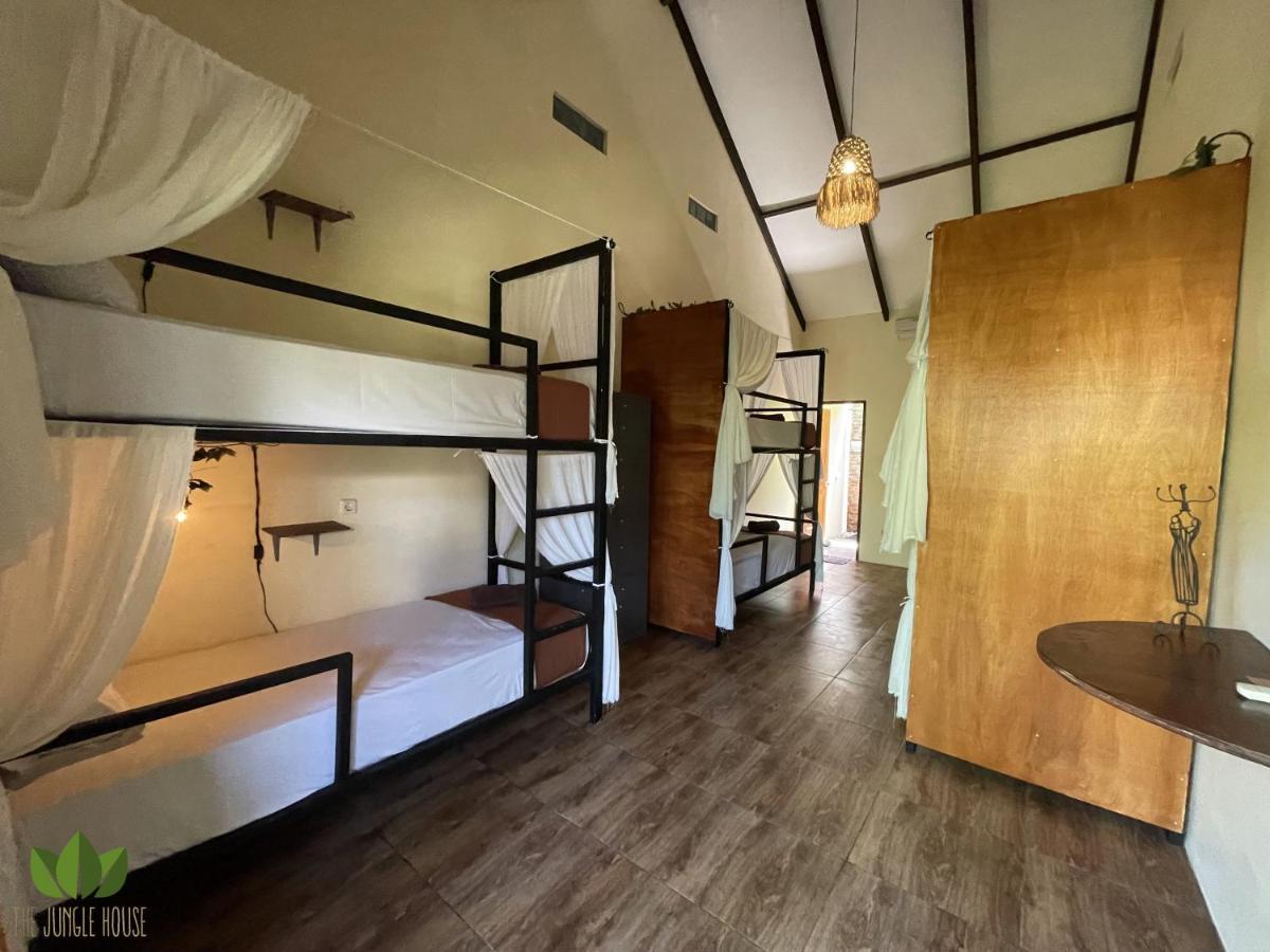 The Jungle House Hostel Canggu  Bagian luar foto