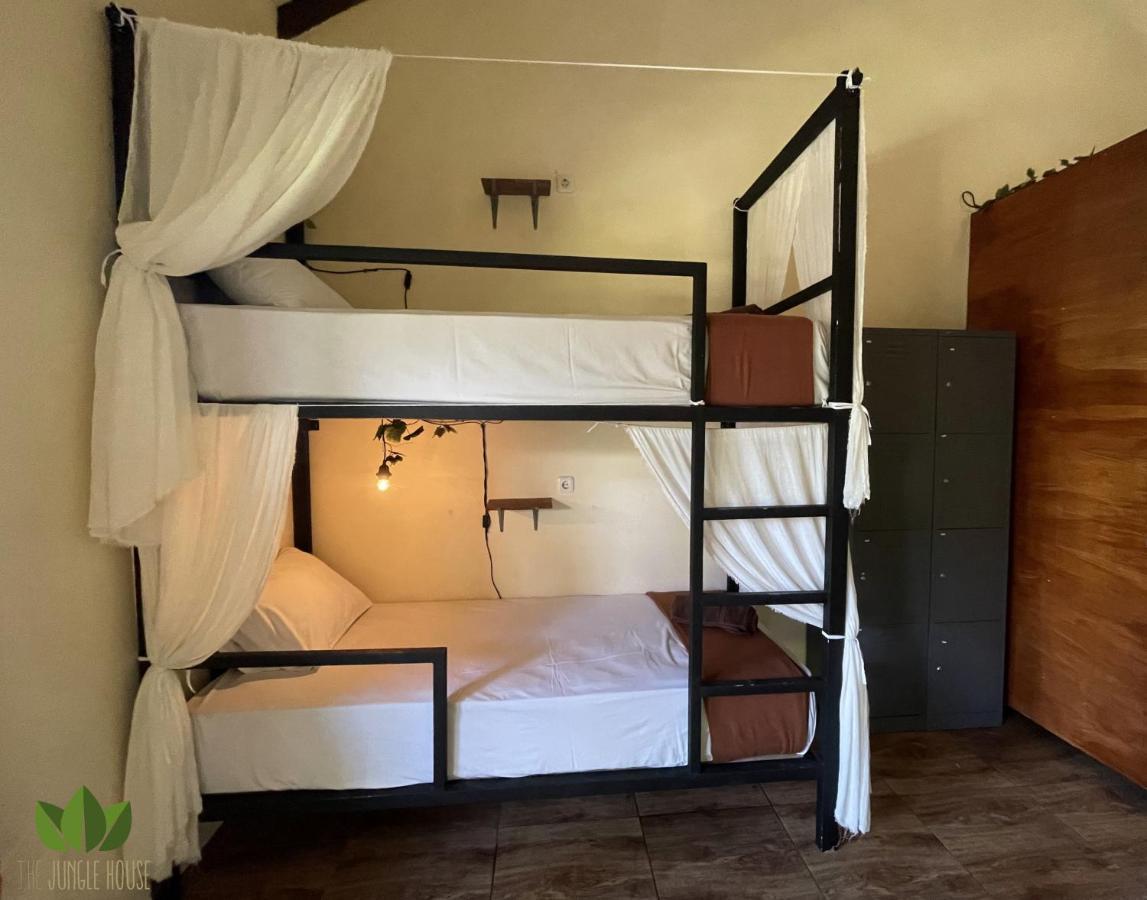 The Jungle House Hostel Canggu  Bagian luar foto