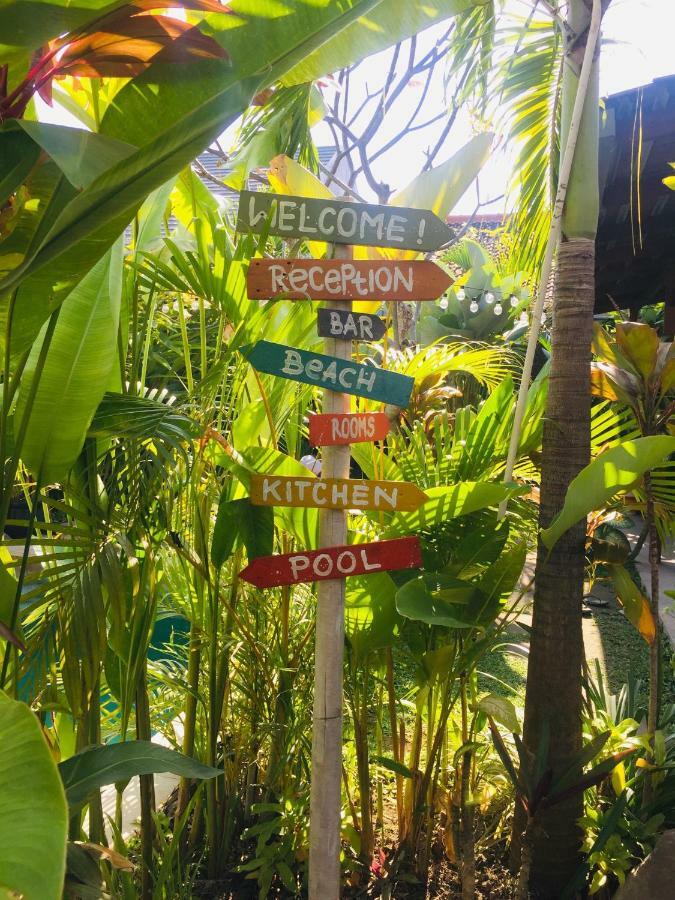 The Jungle House Hostel Canggu  Bagian luar foto